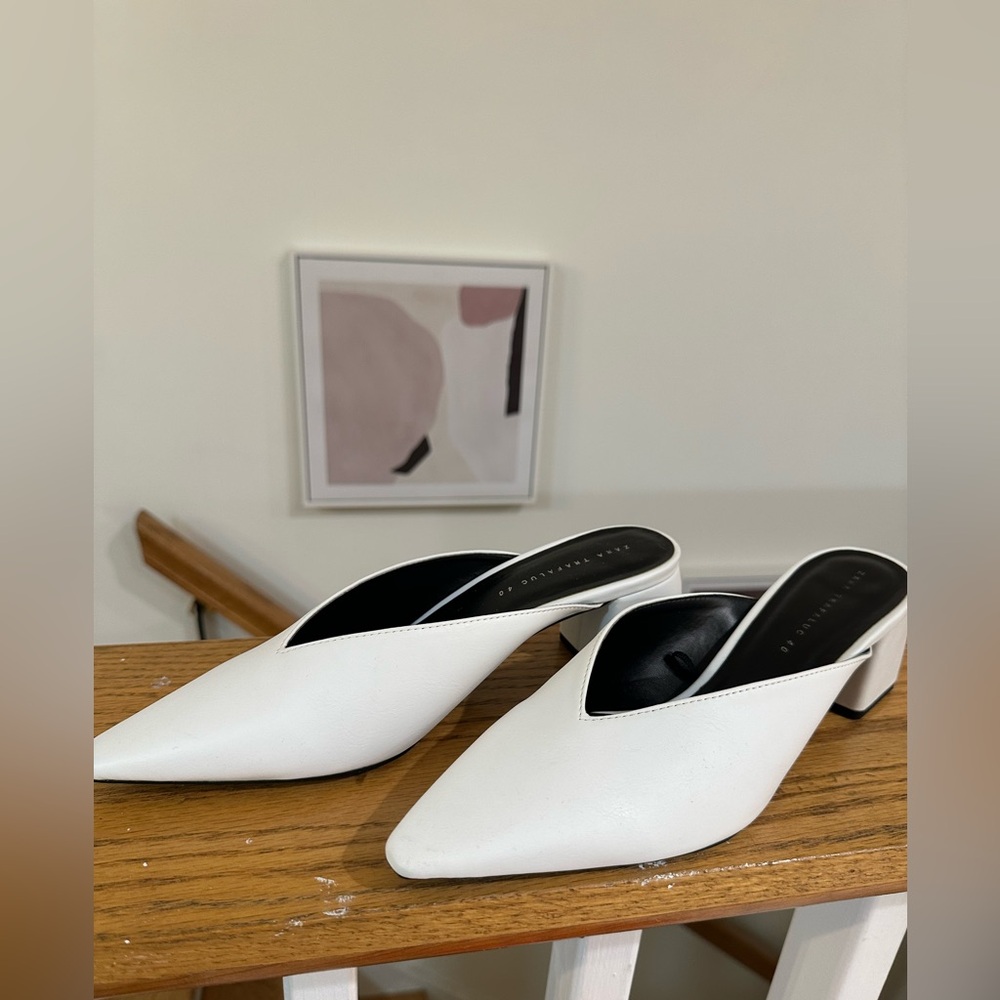 Zara white women heel sandals. Us size 9 ( 40)
